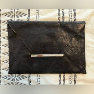 Black Clutch